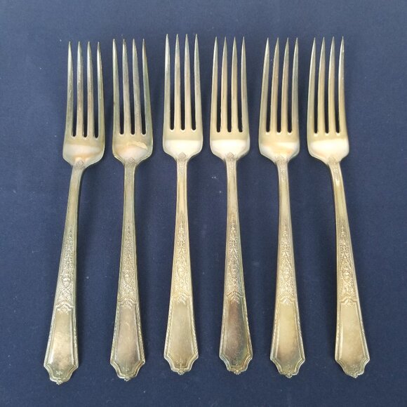 1847 Rogers Bros Silverplate Flatware Ancestral Pattern - Set of 6 Dinner Forks - Picture 1 of 8